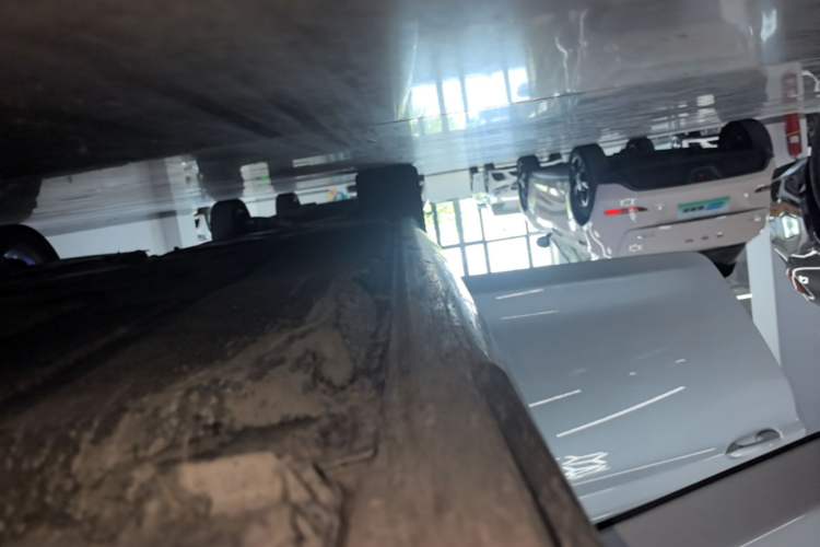 Used BMW 5 Series 2020 525Li M Sport Package Right Side Sill