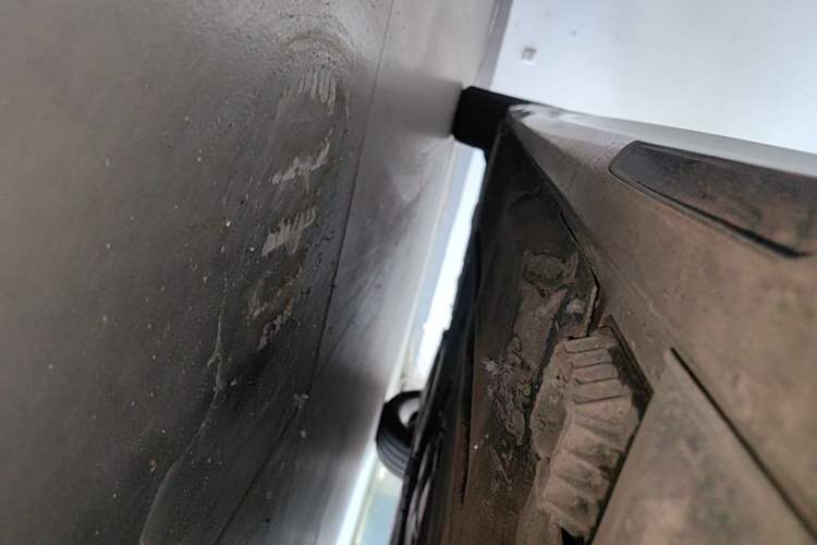 Used BMW 5 Series 2020 525Li Luxury Package Right Side Sill