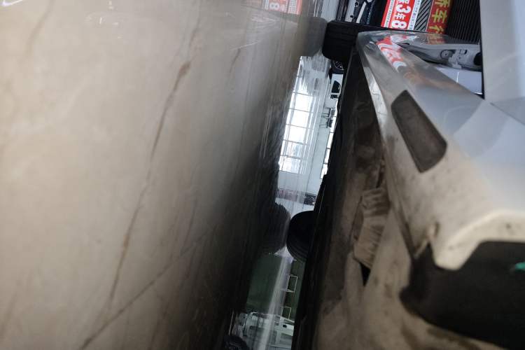 Used BMW 5 Series 2020 525Li Luxury Package Right Side Sill