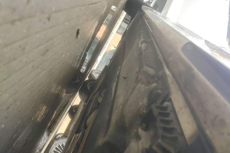 Used BMW 5 Series 2020 525Li Luxury Package Right Side Sill