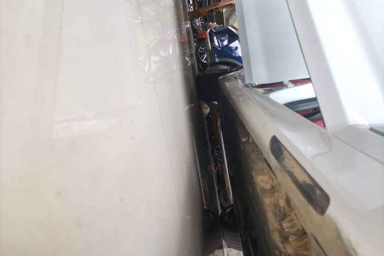 Used BMW 5 Series 2020 530Li Leading Model M Sport Package Right Side Sill