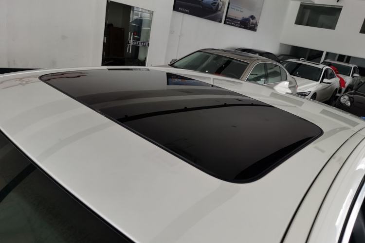 Used BMW 5 Series 2020 525Li M Sport Package Roof