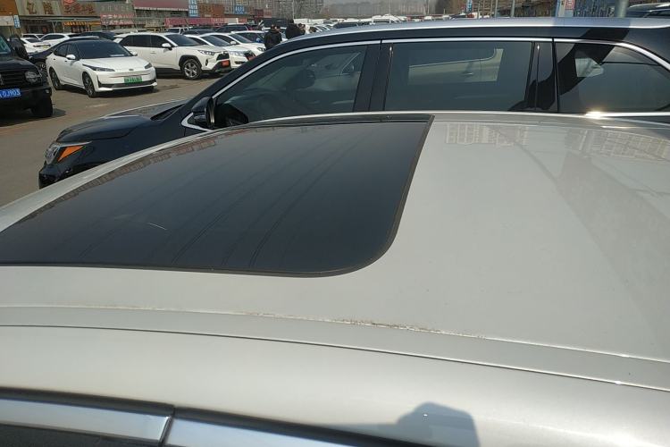 Used BMW 5 Series 2020 525Li Luxury Package Roof