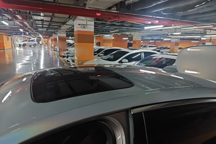 Used BMW 5 Series 2020 525Li Luxury Package Roof