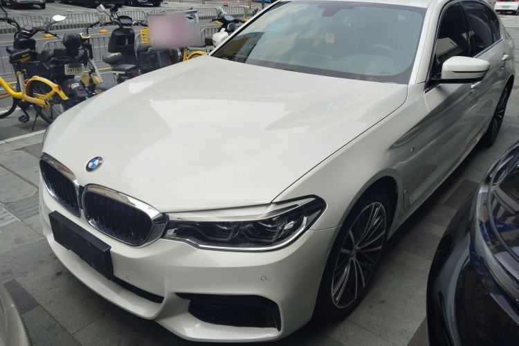 Used BMW 5 Series 2020 530Li Leading Model M Sport Package Guazi used car, China used car export, Used car for sale, Used cars, Cheapest cars for sale