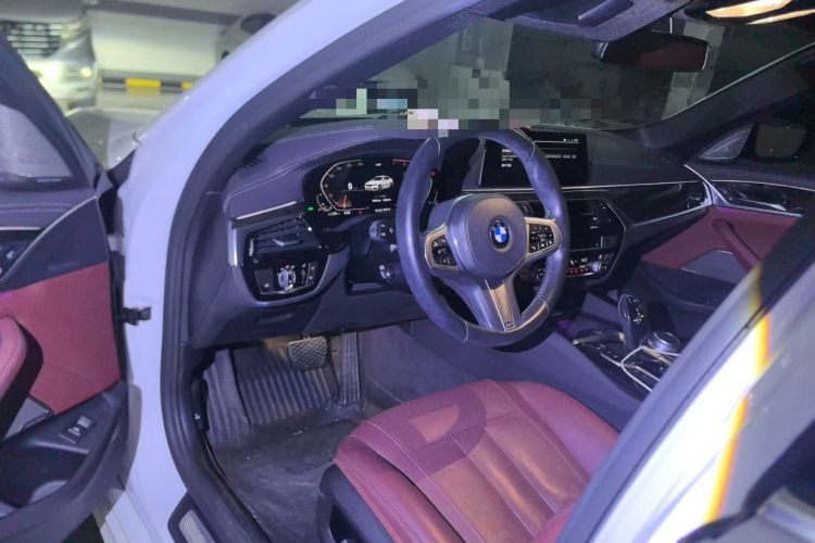 Used BMW 5 Series 2020 530Li Luxury Edition M Sport Package Steering Wheel