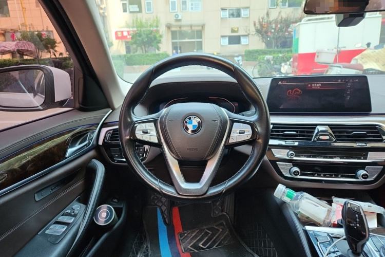 Used BMW 5 Series 2020 525Li Luxury Package Steering Wheel