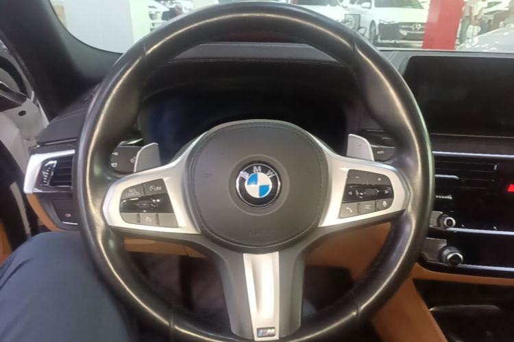 Used BMW 5 Series 2020 530Li Luxury Edition M Sport Package Steering Wheel