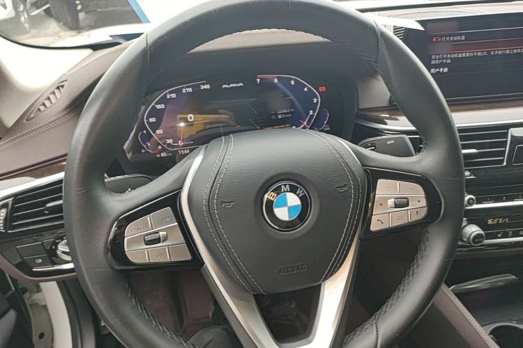 Used BMW 5 Series 2020 525Li Luxury Package Steering Wheel