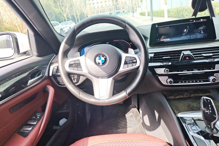 Used BMW 5 Series 2020 530Li xDrive M Sport Package Steering Wheel