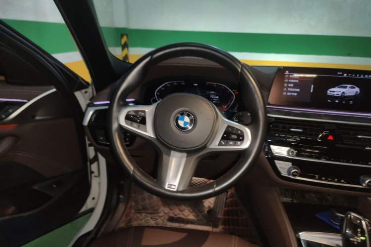 Used BMW 5 Series 2020 525Li M Sport Package Steering Wheel