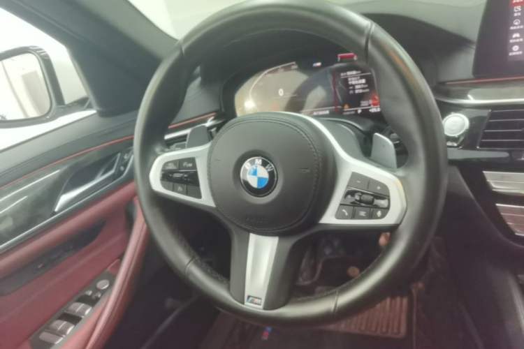Used BMW 5 Series 2020 530Li xDrive M Sport Package Steering Wheel