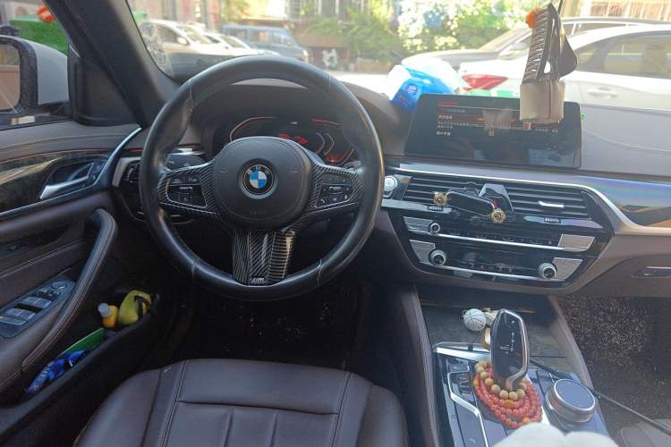 Used BMW 5 Series 2020 525Li M Sport Package Steering Wheel