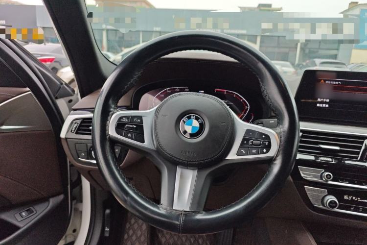 Used BMW 5 Series 2020 525Li M Sport Package Steering Wheel