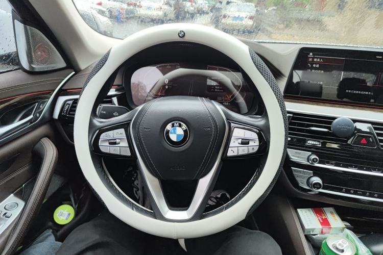 Used BMW 5 Series 2020 525Li Luxury Package Steering Wheel