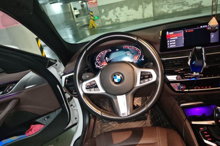 Used BMW 5 Series 2020 525Li M Sport Package Steering Wheel
