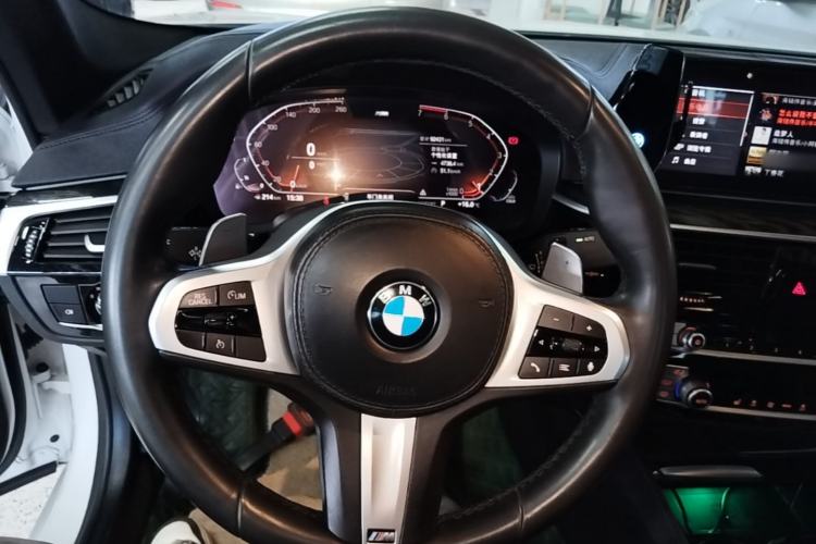 Used BMW 5 Series 2020 530Li Leading Model M Sport Package Steering Wheel