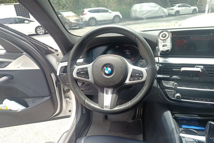 Used BMW 5 Series 2020 525i M Sport Package Steering Wheel
