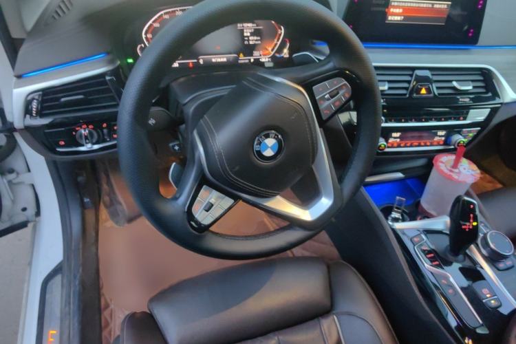 Used BMW 5 Series 2020 530Li Luxury Edition Premium Package Steering Wheel