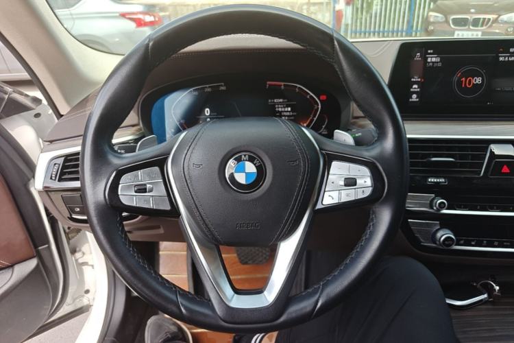 Used BMW 5 Series 2020 530Li xDrive Luxury Package Steering Wheel
