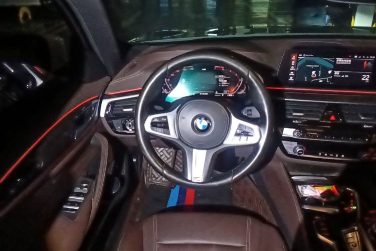 Used BMW 5 Series 2020 525Li M Sport Package Steering Wheel