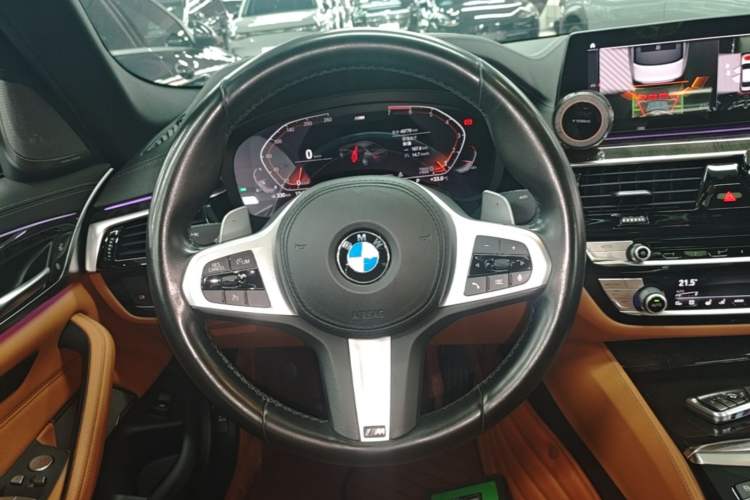 Used BMW 5 Series 2020 530Li Luxury Edition M Sport Package Steering Wheel