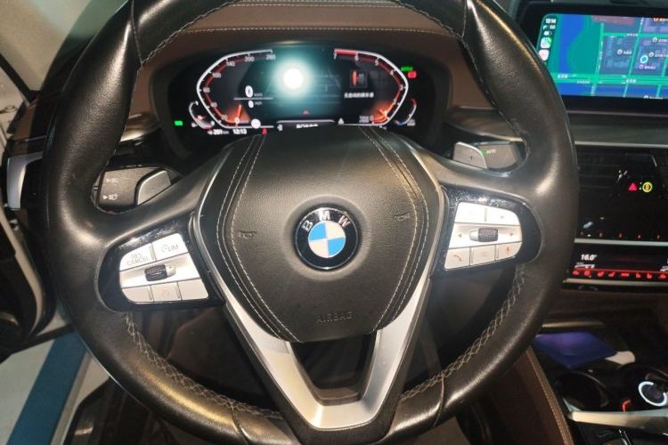 Used BMW 5 Series 2020 530Li Luxury Edition Premium Package Steering Wheel