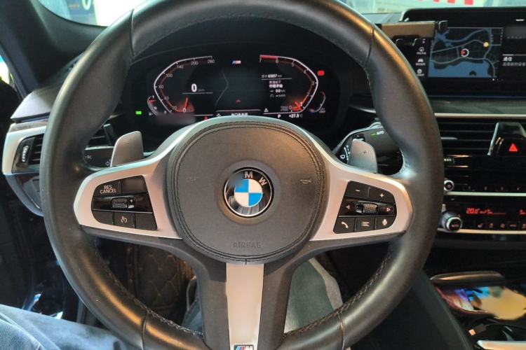 Used BMW 5 Series 2020 530Li Leading Model M Sport Package Steering Wheel