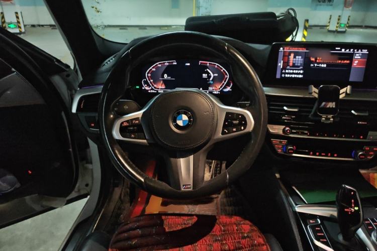 Used BMW 5 Series 2020 525i M Sport Package Steering Wheel