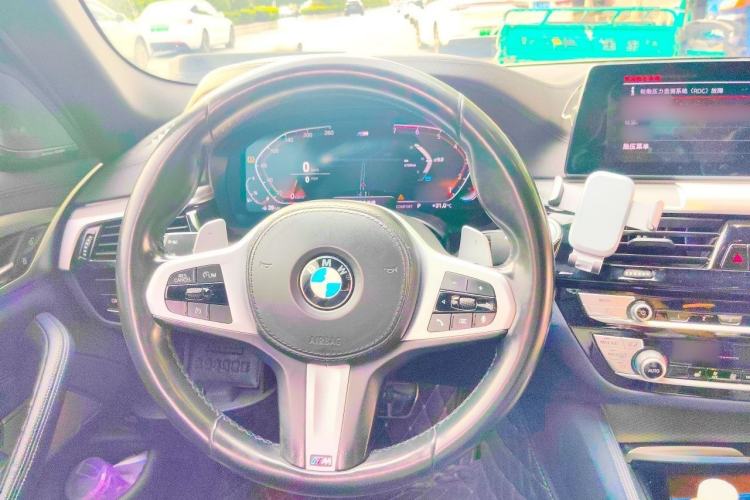 Used BMW 5 Series 2020 530i M Sport Package Steering Wheel