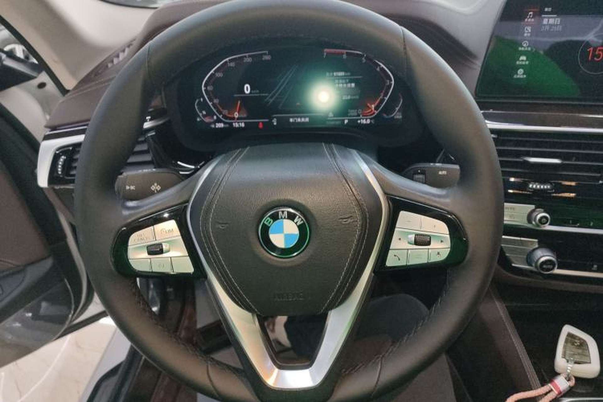 Used BMW 5 Series 2020 525Li Luxury Package Steering Wheel