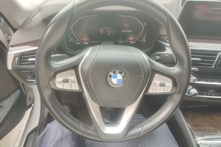 Used BMW 5 Series 2020 525Li Luxury Package Steering Wheel