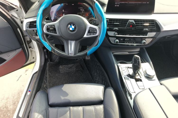 Used BMW 5 Series 2020 525i M Sport Package Steering Wheel