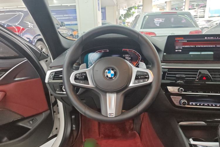 Used BMW 5 Series 2020 530Li Luxury Edition M Sport Package Steering Wheel