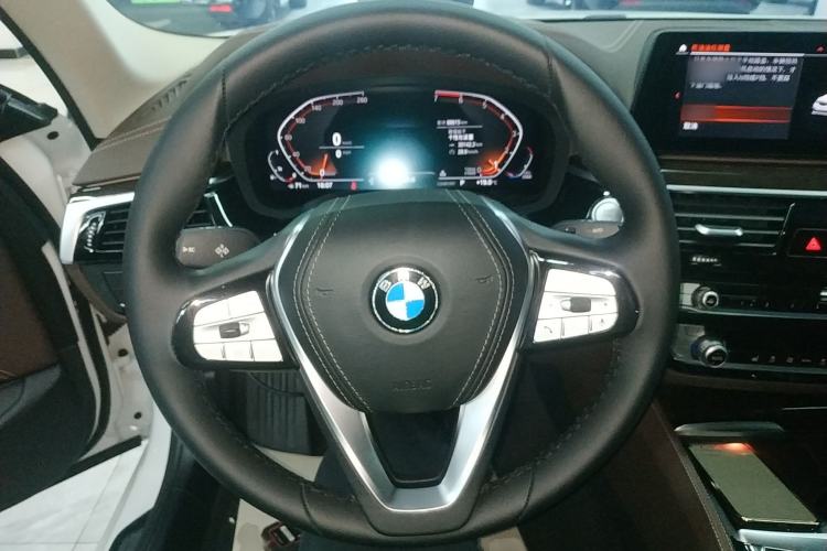 Used BMW 5 Series 2020 525Li Luxury Package Steering Wheel