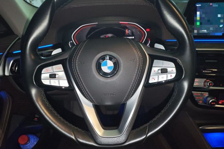 Used BMW 5 Series 2020 530Li Luxury Edition Premium Package Steering Wheel