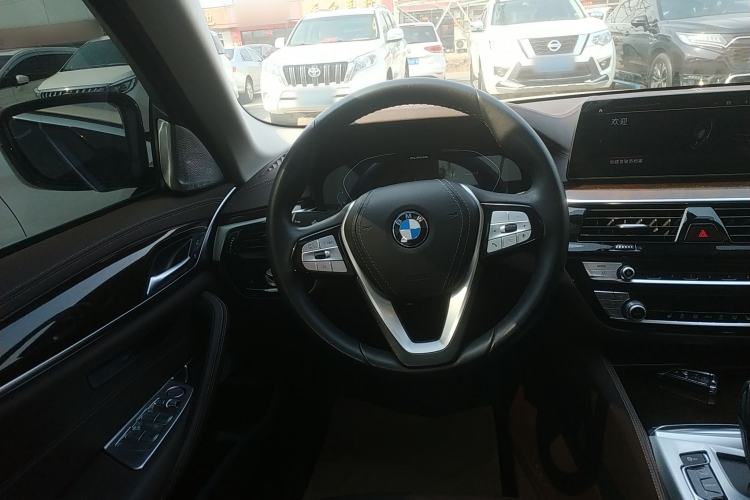 Used BMW 5 Series 2020 525Li Luxury Package Steering Wheel
