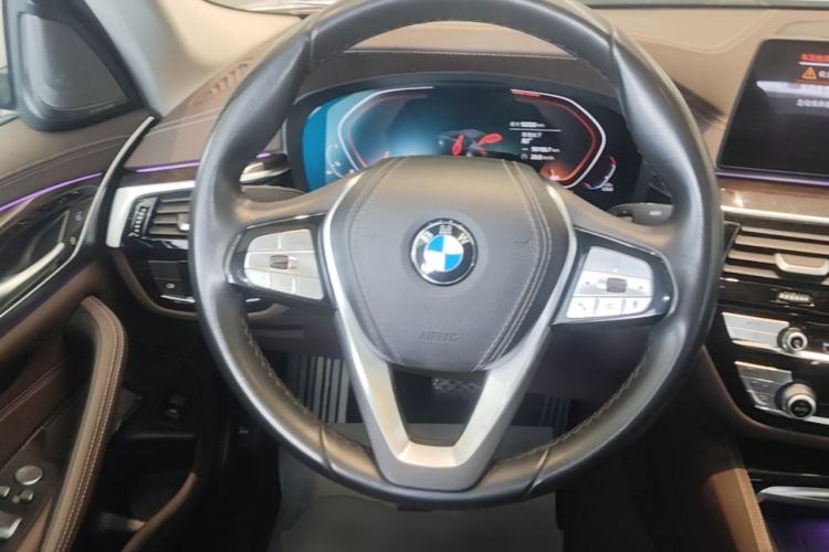 Used BMW 5 Series 2020 525Li Luxury Package Steering Wheel