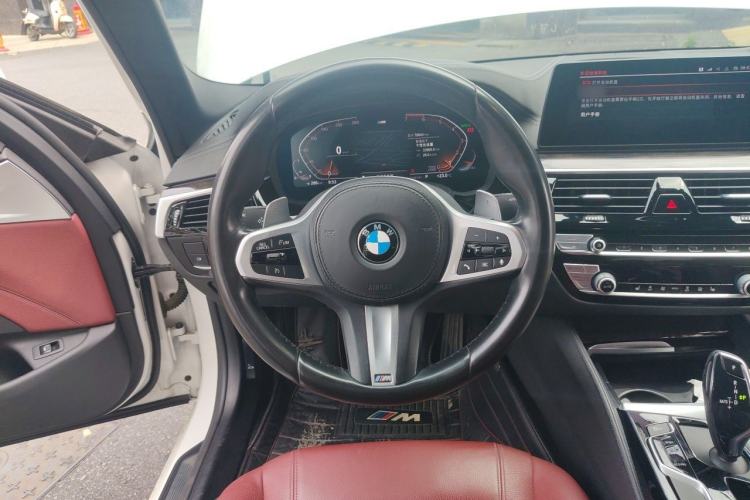 Used BMW 5 Series 2020 530Li Leading Model M Sport Package Steering Wheel