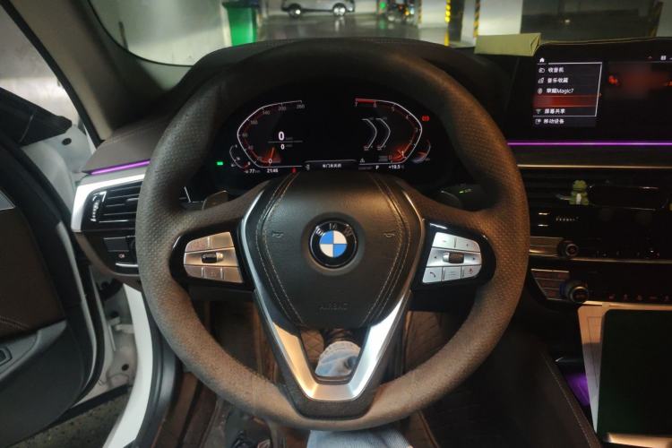Used BMW 5 Series 2020 530Li Leading Edition Luxury Package Steering Wheel