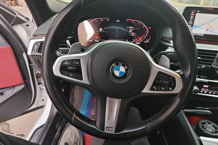 Used BMW 5 Series 2020 530Li Luxury Edition M Sport Package Steering Wheel