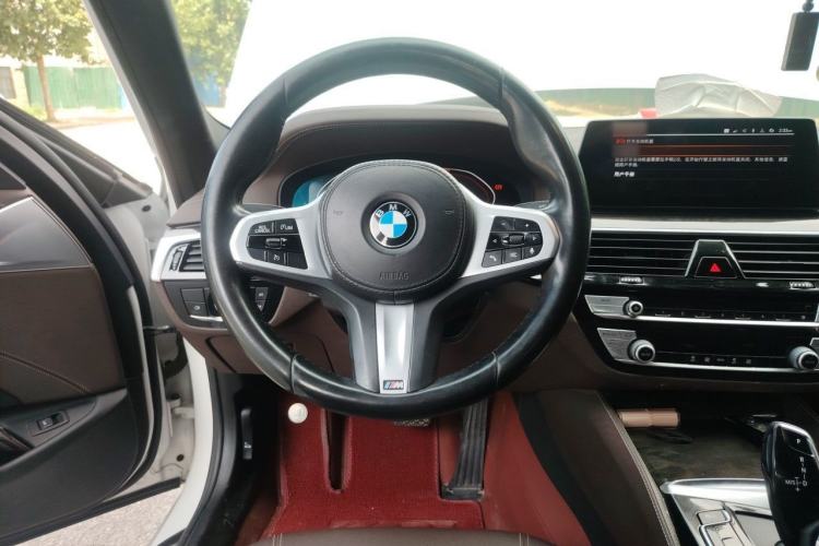 Used BMW 5 Series 2020 525Li M Sport Package Steering Wheel