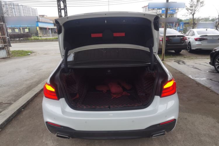 Used BMW 5 Series 2020 530Li Leading Model M Sport Package Trunk