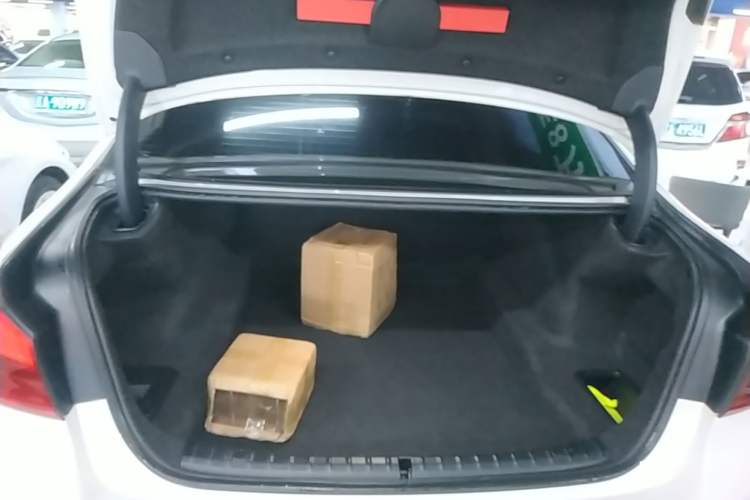 Used BMW 5 Series 2020 530Li xDrive M Sport Package Trunk