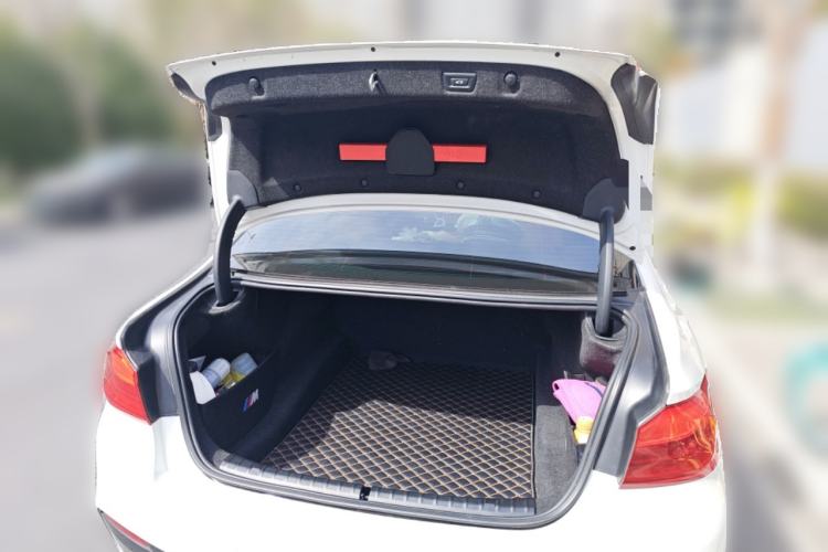 Used BMW 5 Series 2020 530Li xDrive M Sport Package Trunk