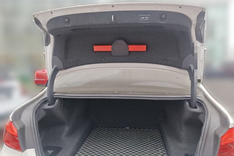 Used BMW 5 Series 2020 530Li Luxury Edition M Sport Package Trunk