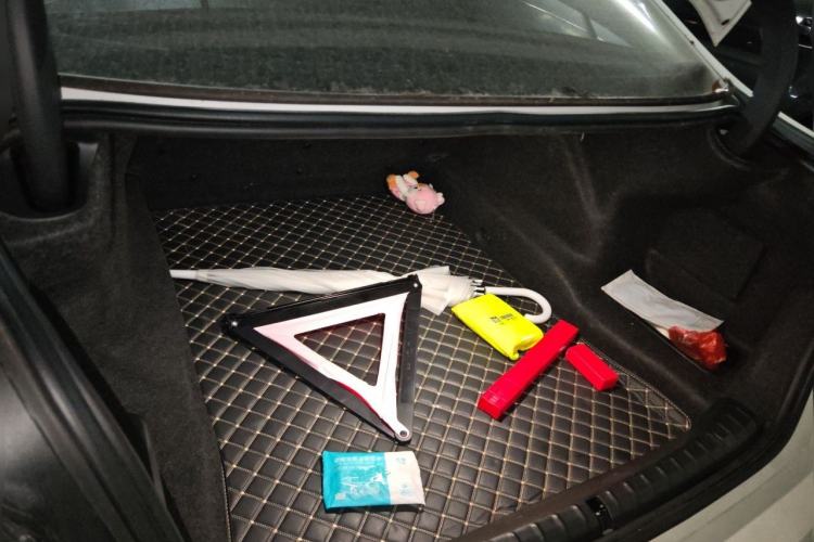Used BMW 5 Series 2020 525Li M Sport Package Trunk