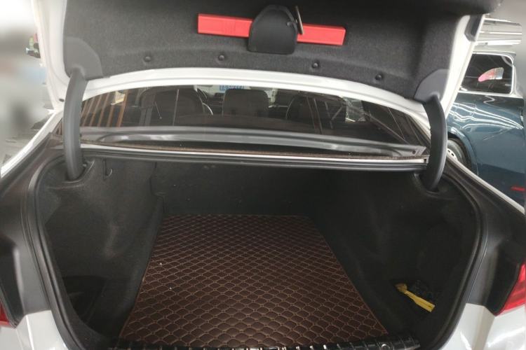 Used BMW 5 Series 2020 530Li xDrive Luxury Package Trunk