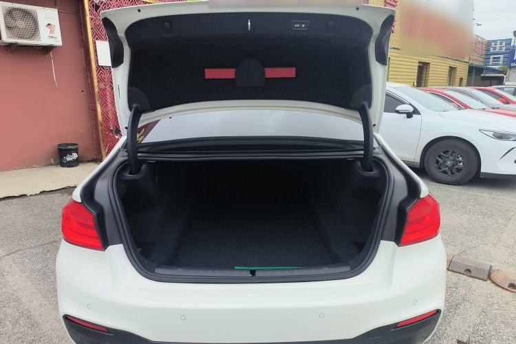 Used BMW 5 Series 2020 530i M Sport Package Trunk