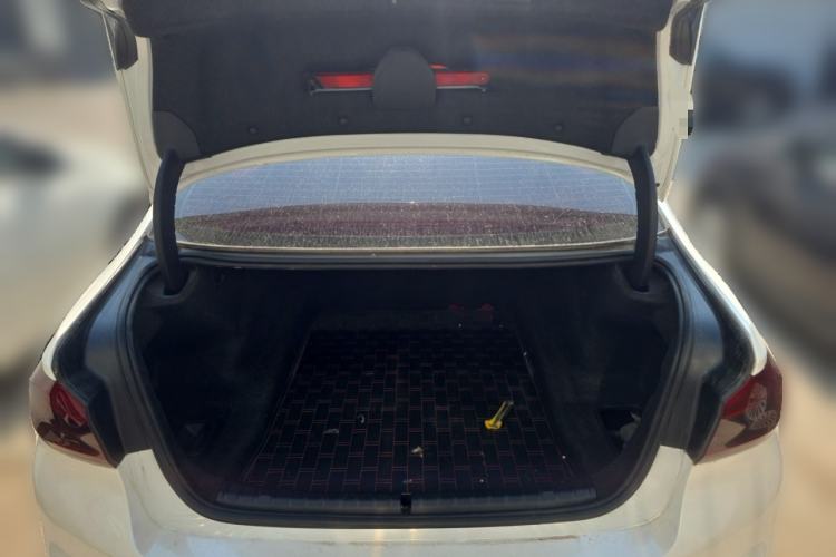 Used BMW 5 Series 2020 525Li M Sport Package Trunk